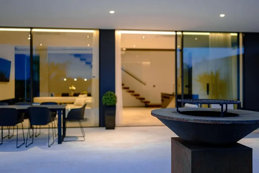 Exclusive Villa Calma I & II - Two Heated Pool&Spa Starigrad Paklenica