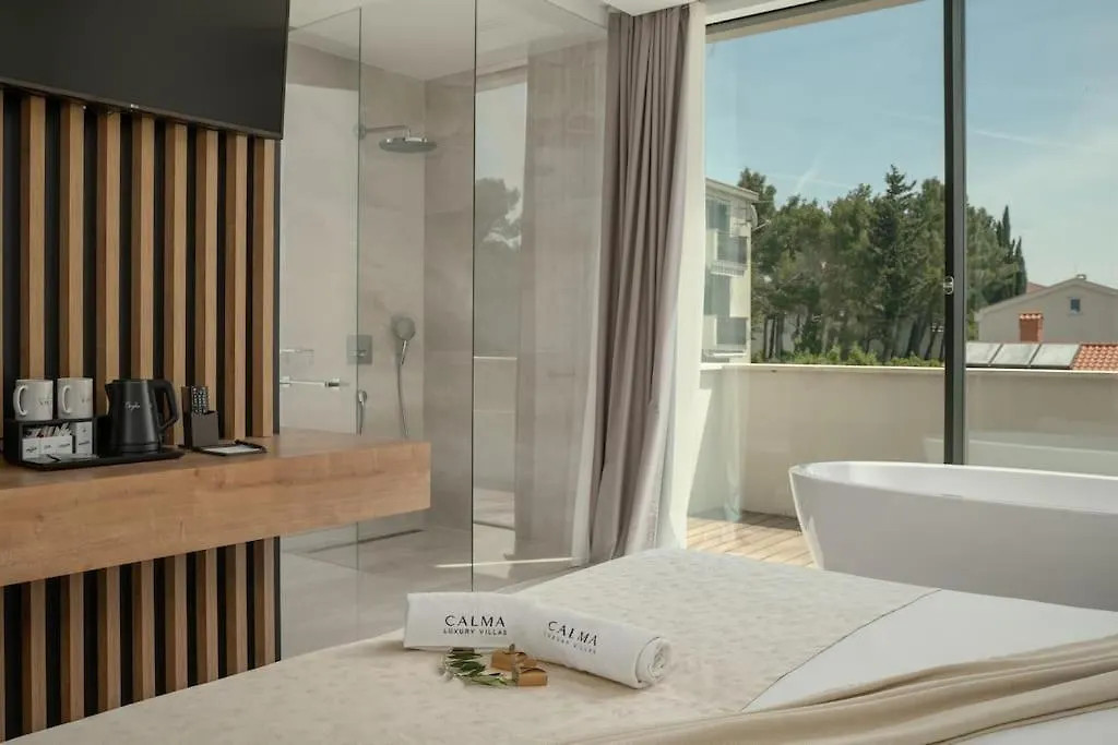 Exclusive Villa Calma I & II - Two Heated Pool&Spa Starigrad Paklenica 0*,