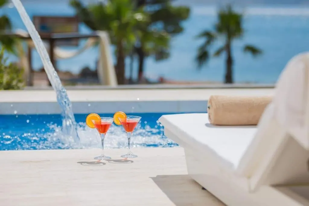 Exclusive Villa Calma I & II - Two Heated Pool&Spa Starigrad Paklenica 0*,