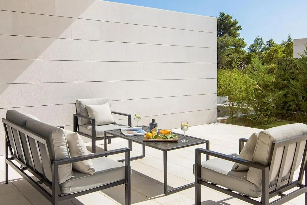 Exclusive Villa Calma I & II - Two Heated Pool&Spa Starigrad Paklenica 0*,