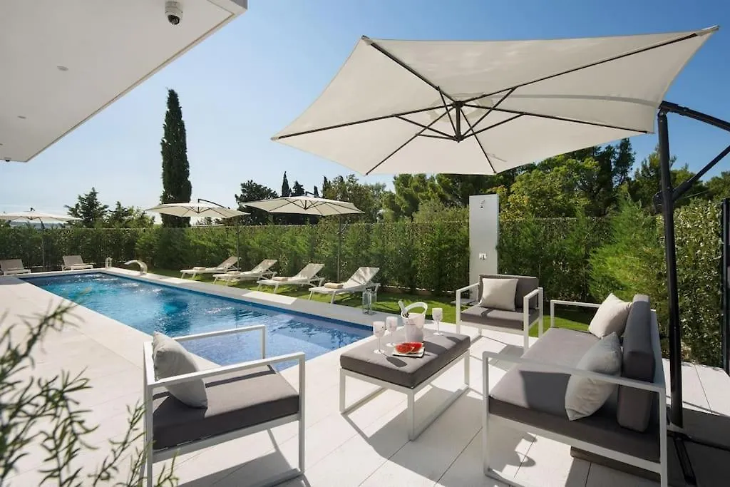 Exclusive Villa Calma I & II - Two Heated Pool&Spa Starigrad Paklenica